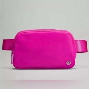 Lululemon NWT Sonic Pink belt bag w/ free gift